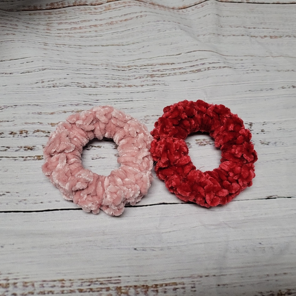 Crochet Velvet Scrunchies